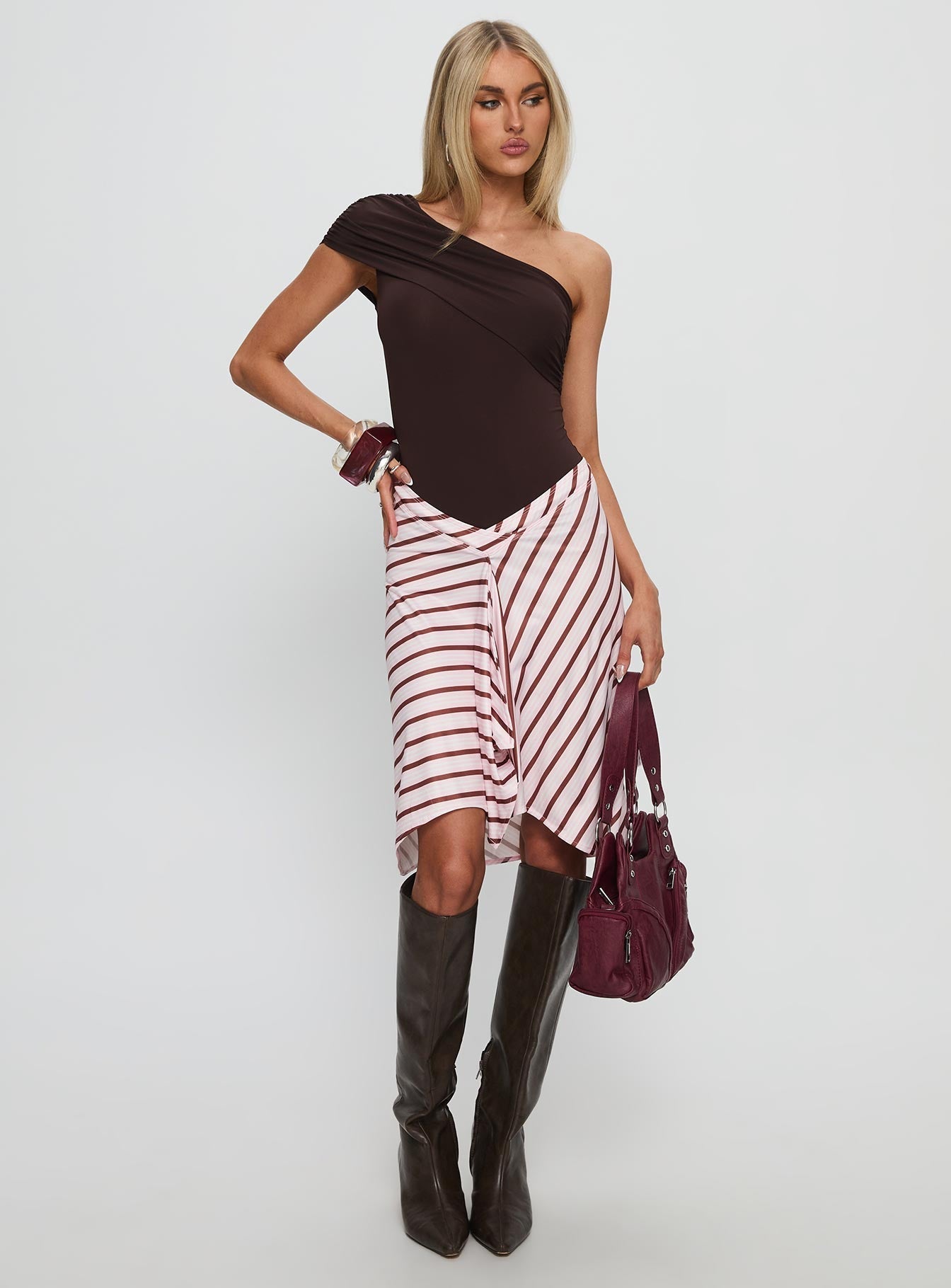 front view of model wearing Princess Polly Celyra One Shoulder Bodysuit Chocolate Sleeveless 