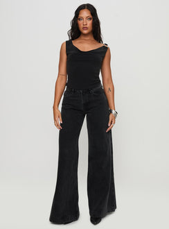 front view of model wearing Princess Polly Toby Low Ultra Baggy Jean Charcoal Mid Rise 