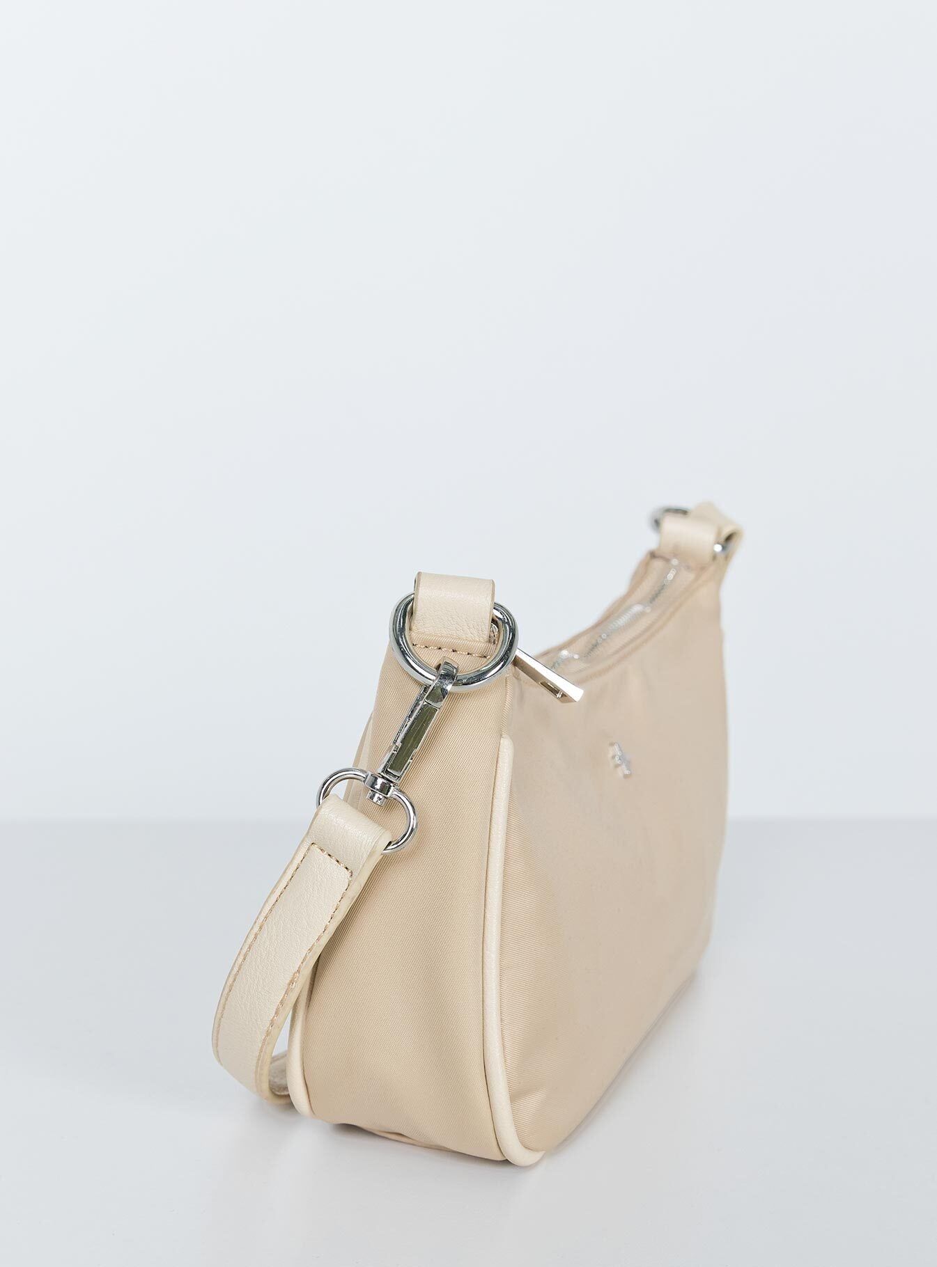 Peta & Jain Piper Bag Beige Nylon Silver Hardware