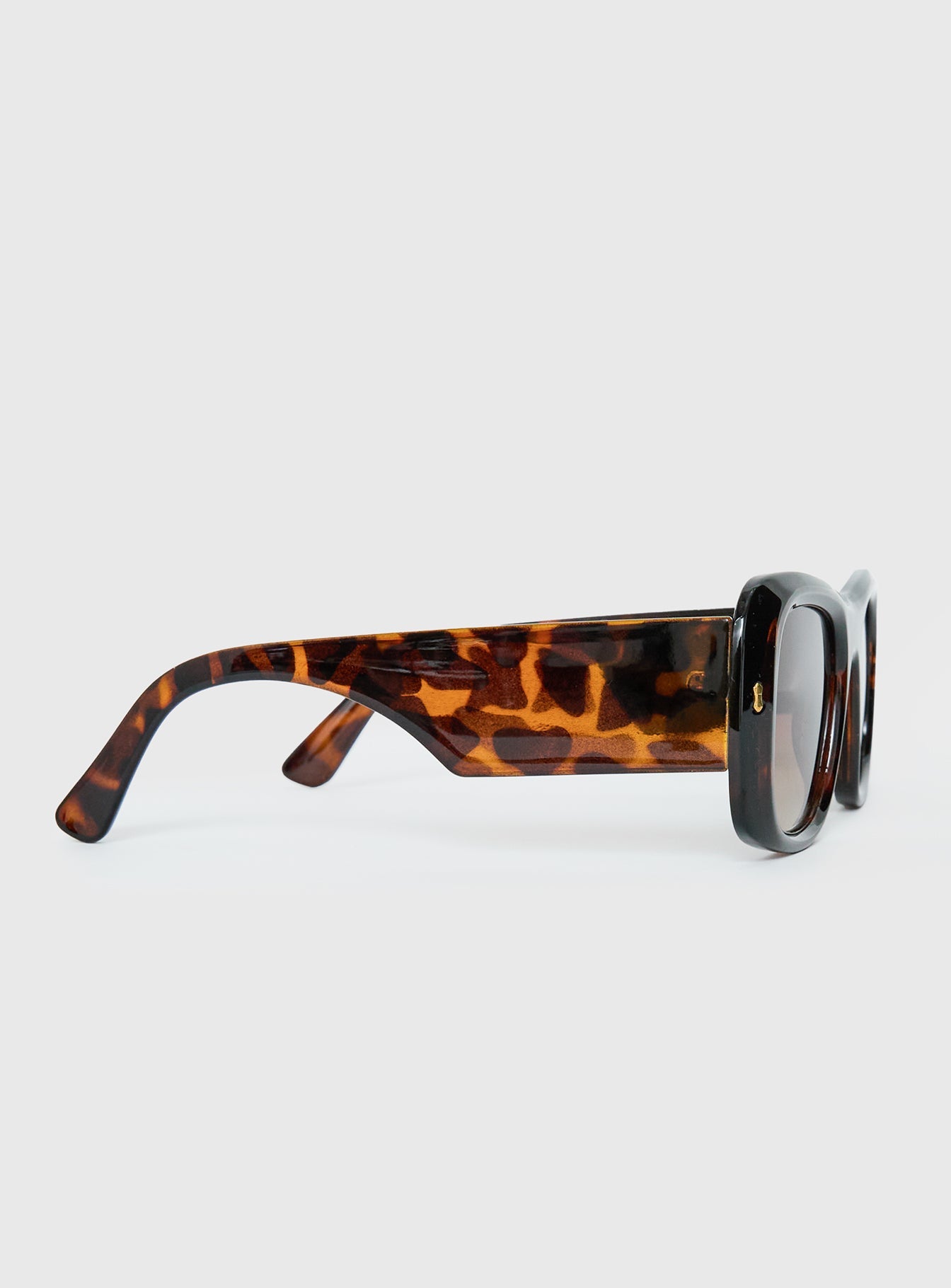 Amena Oversized Sunglasses Tort