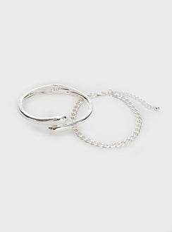 Silver-toned bracelet pack Two-piece set, chain bracelet with lobster clasp fastening, hinge fastening cuff Princess Polly Lower Impact