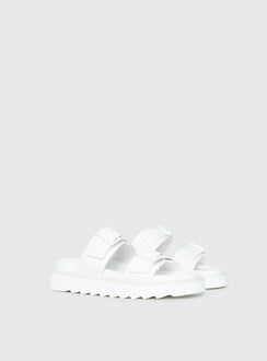 Ma Belle Sandals All White