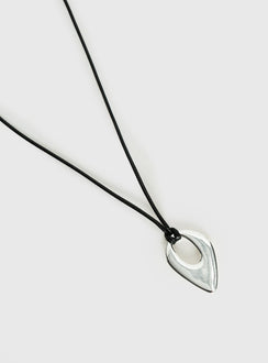 Demetria Pendant Necklace Silver