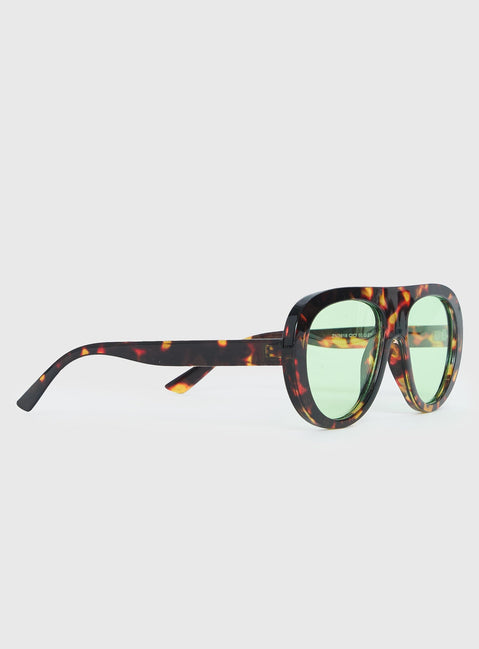 Prized Possession Aviator Sunglasses Tort