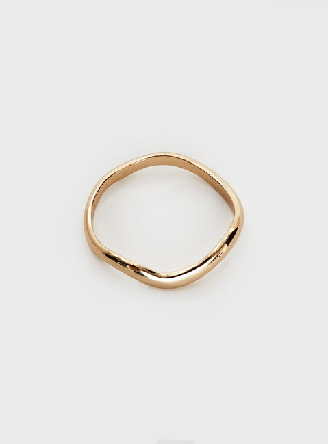 Gold-toned bracelet