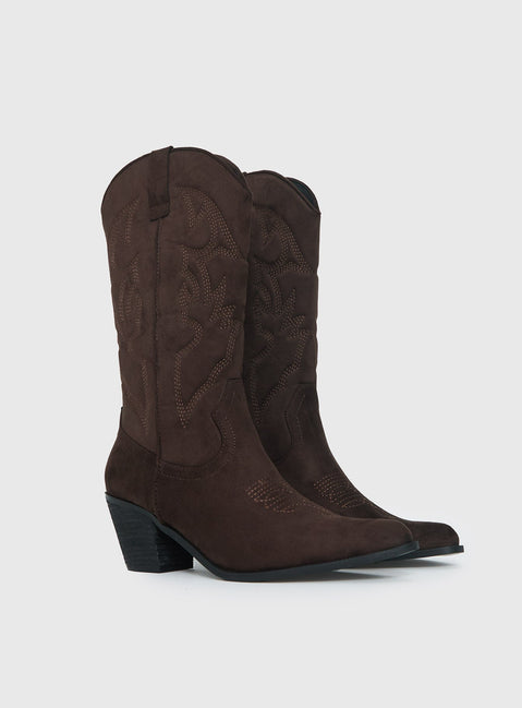 Therapy Clayton Boots Chocolate