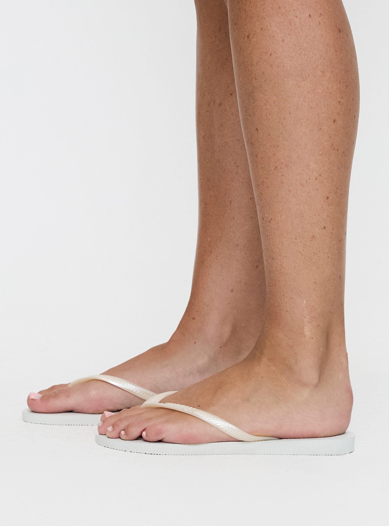 Havaianas Slim Basic Flip Flop Metallic White