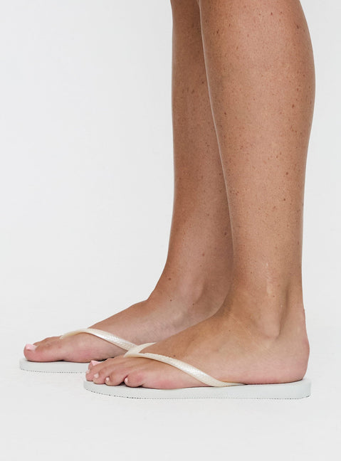 Havaianas Slim Basic Flip Flop Metallic White