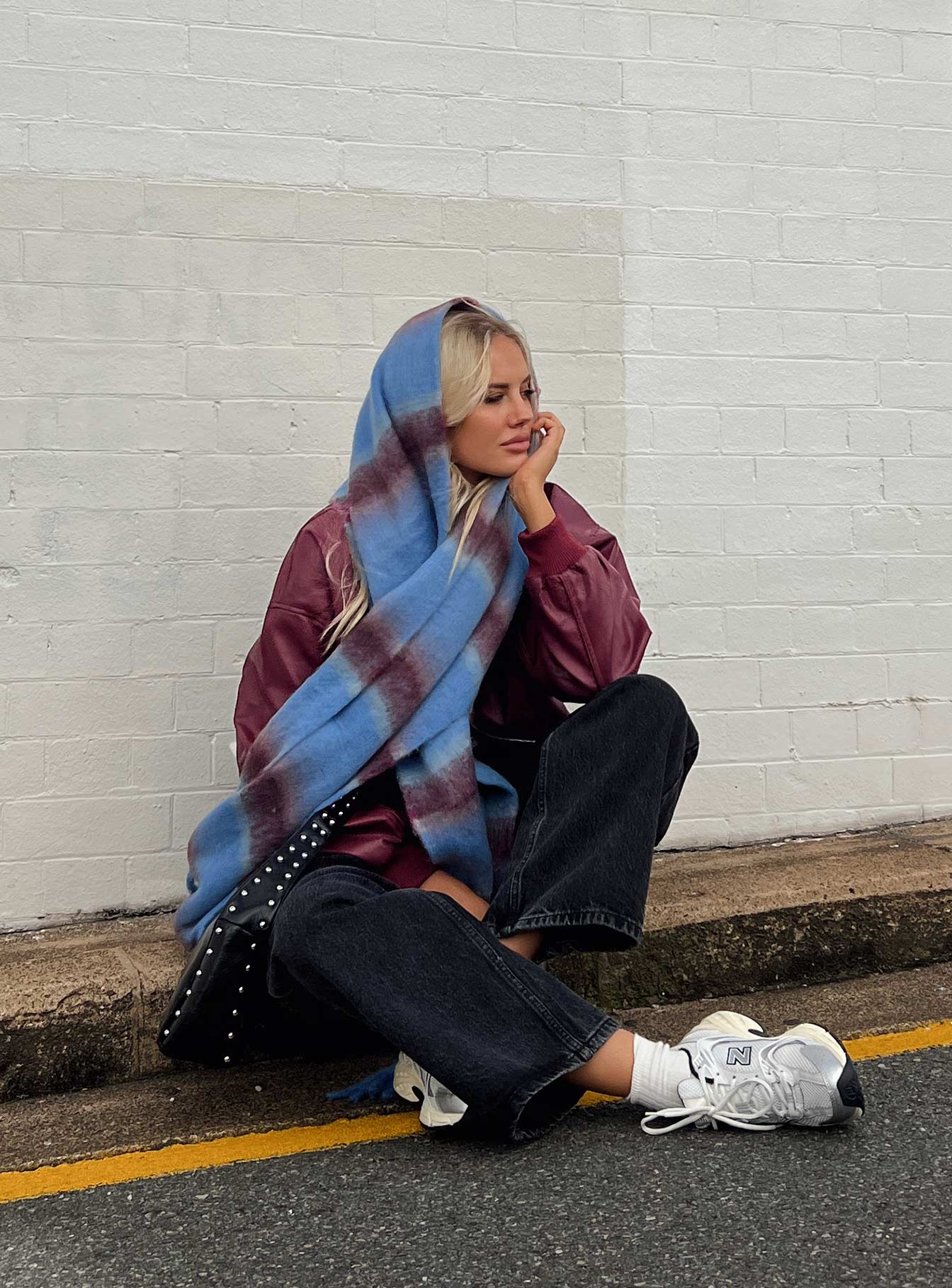 Soft knit scarf with fringed edges  Good stretch