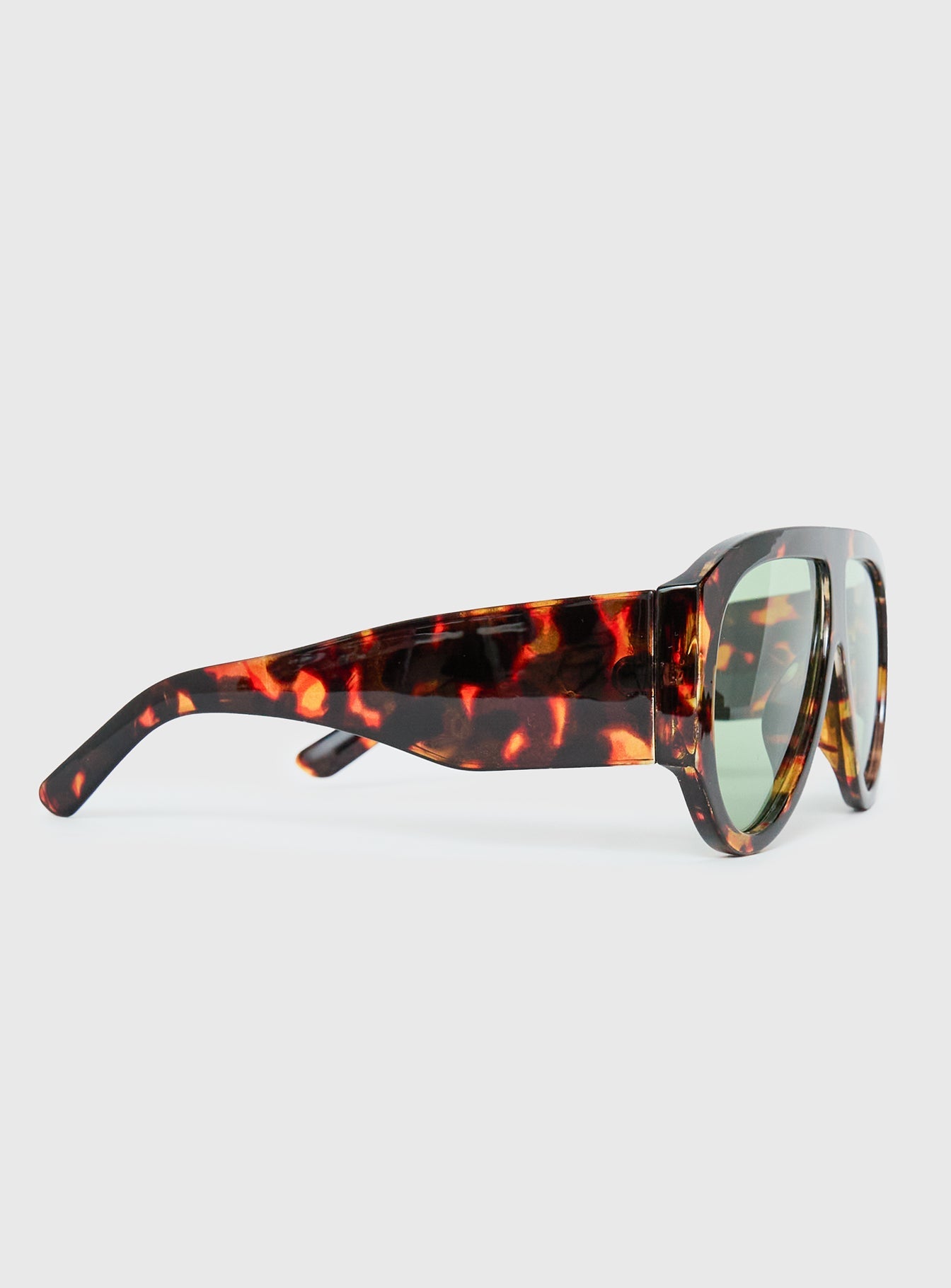 Nobody But You Oversized Sunglasses Tort