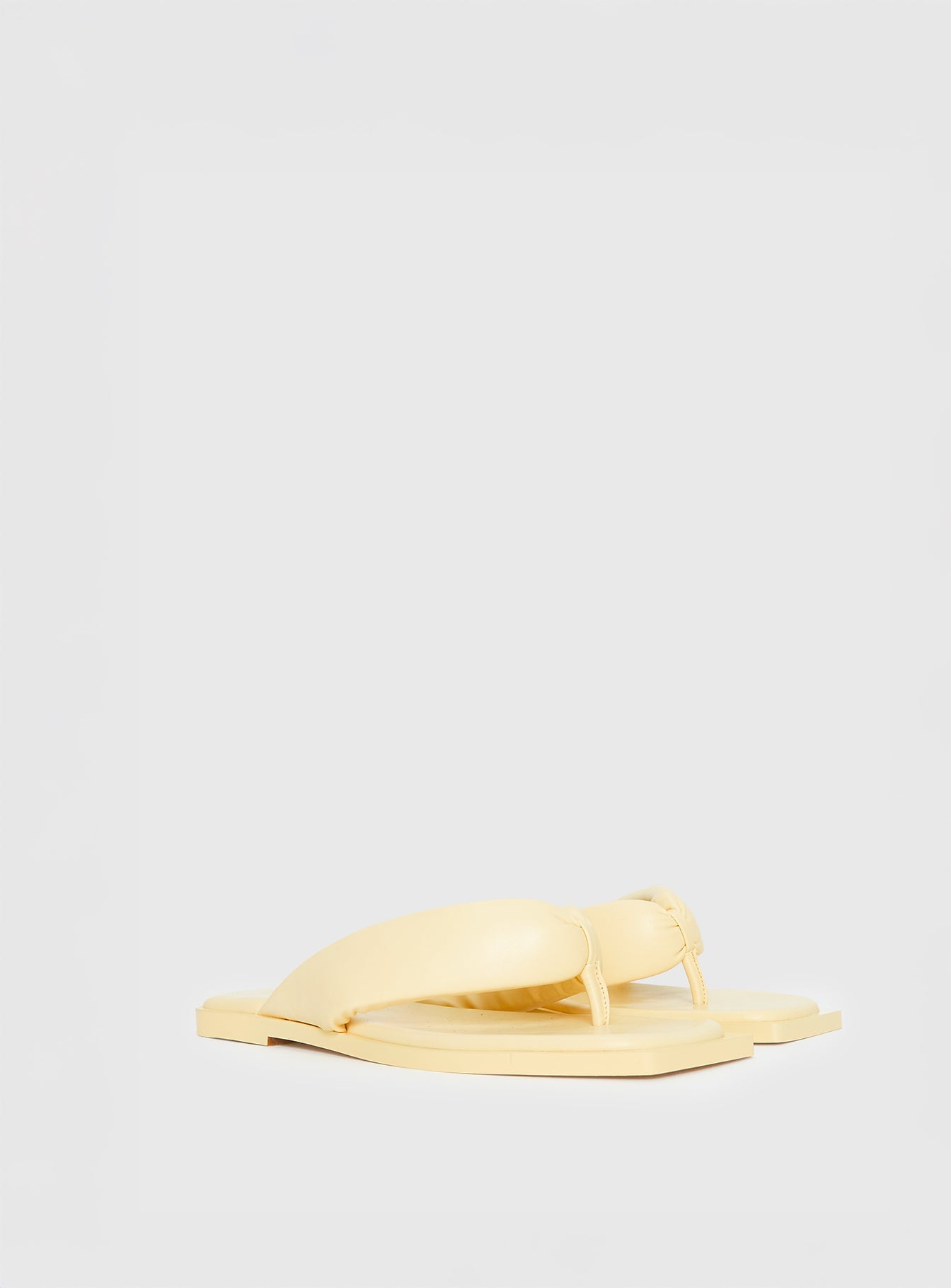 Rylin Puff Thong Sandals Butter