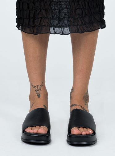 Bayshore Sandals Black