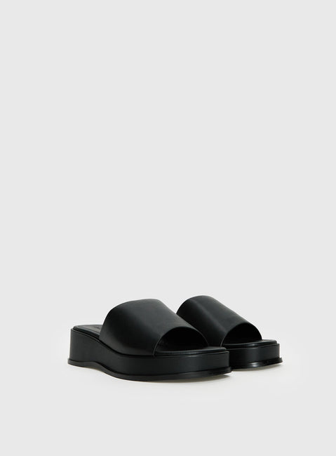 Bayshore Sandals Black