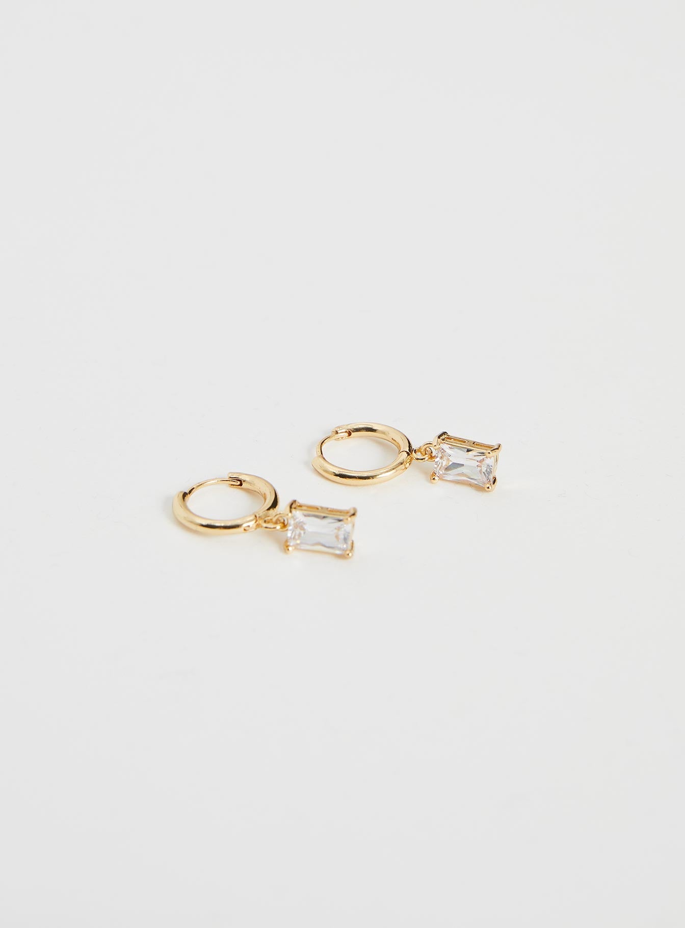 Carlington Gold Plated Teardrop Earrings Gold