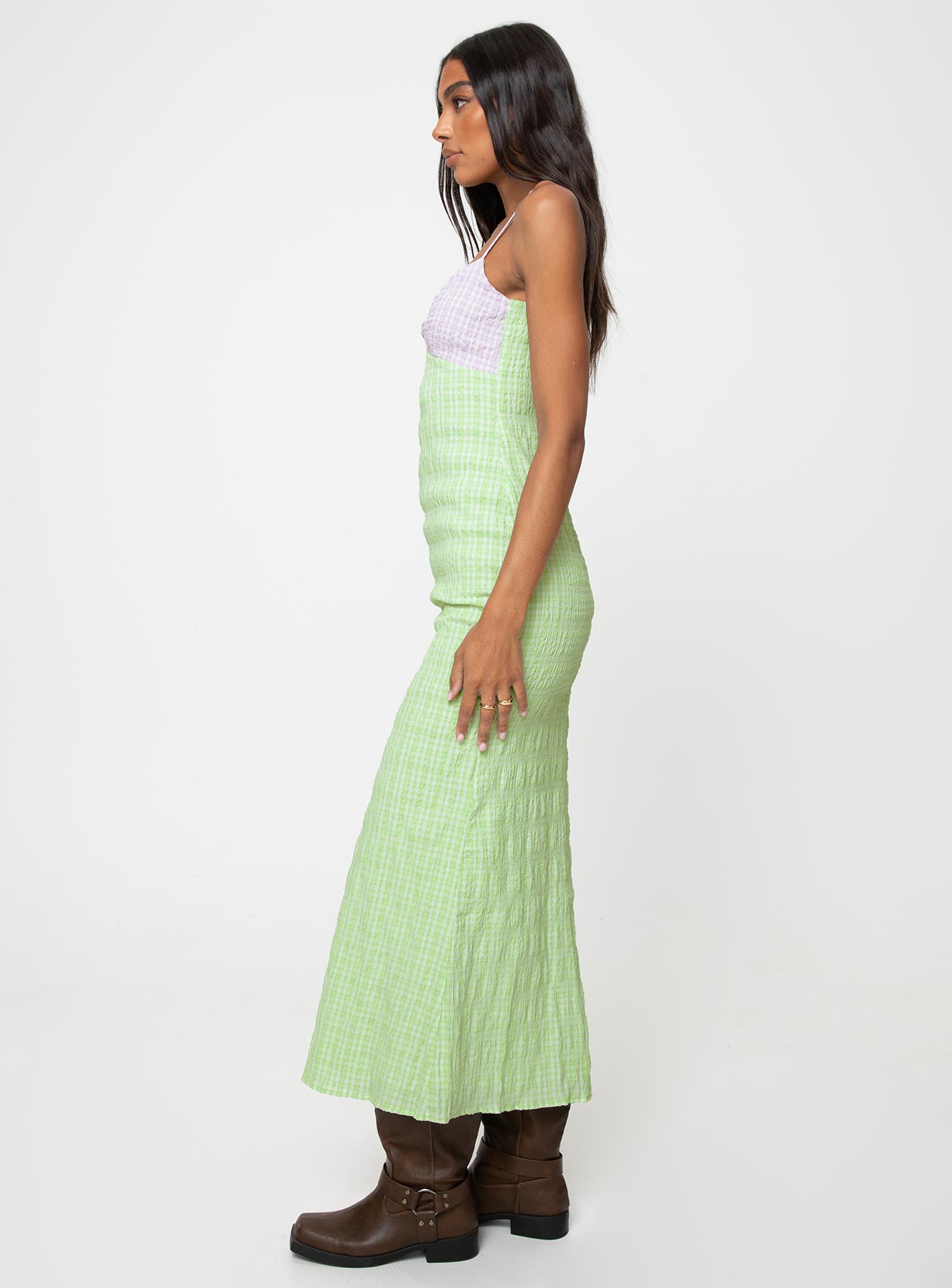 Check print maxi dress Adjustable shoulder straps, v-neckline Slight stretch, partially lined
