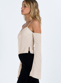 Top Soft brushed material Cold shoulder design Adjustable shoulder straps Fixed sleeves at side Invisible zip fastening at side Split hem