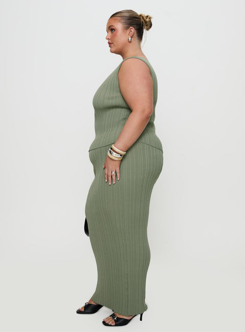 Basile Set Sage Green Curve