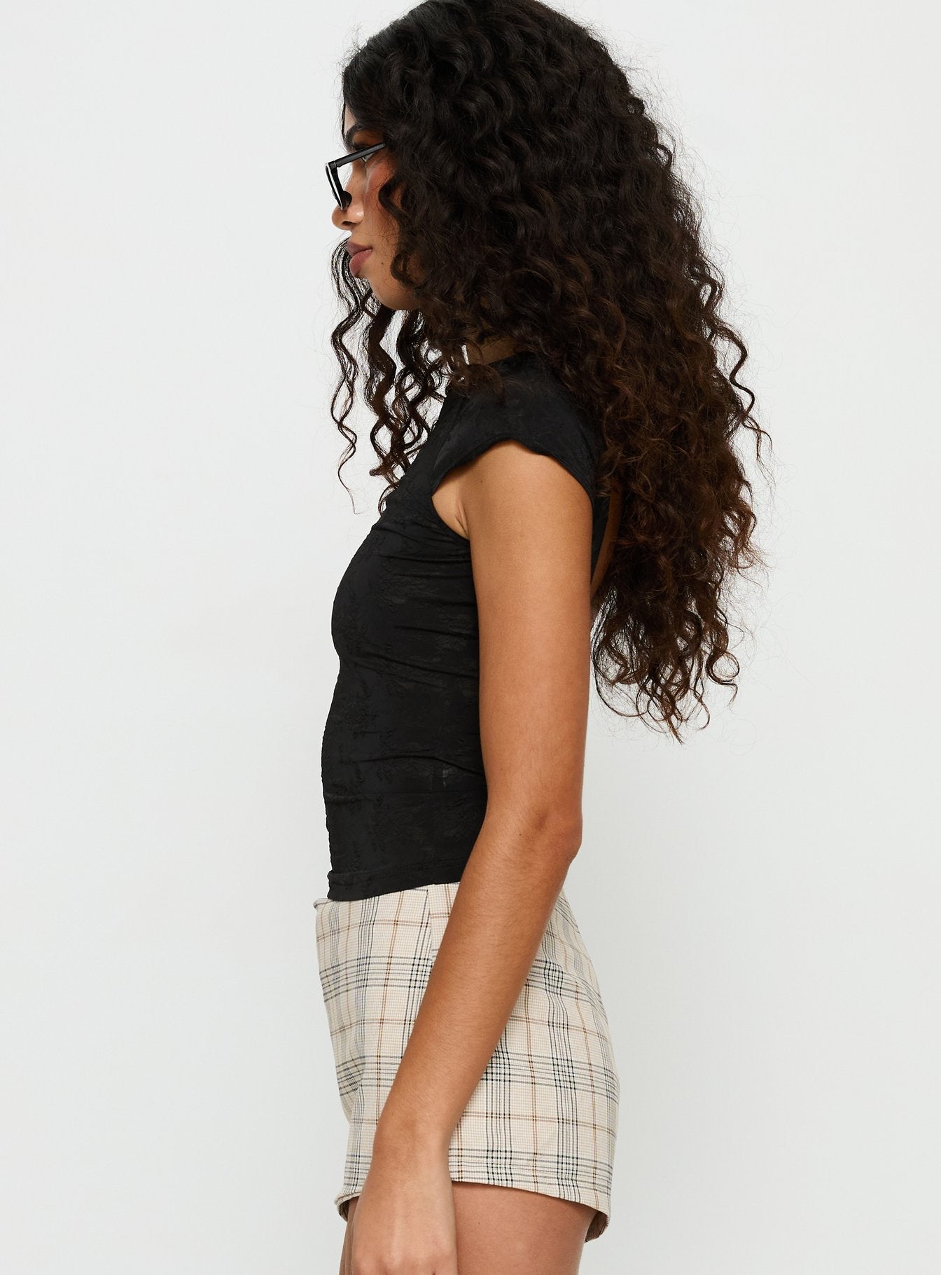 Avena Backless Top Black