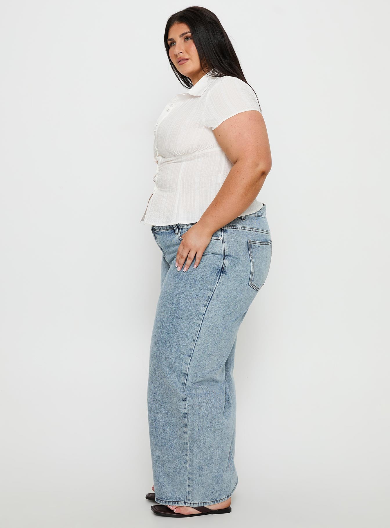 Ellanor Low Rise Straight Leg Light Blue Curve