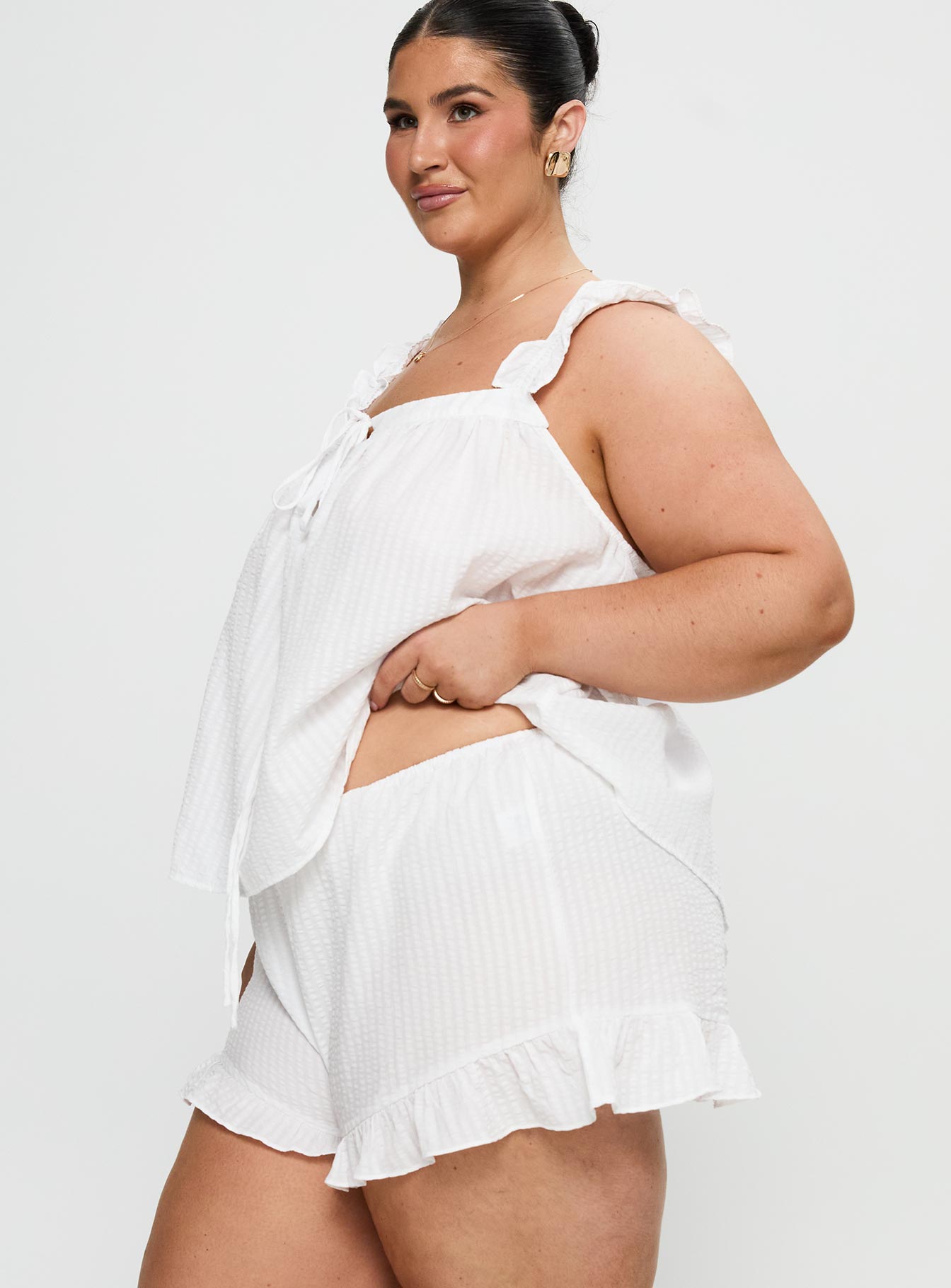 Santabelle Frill Shorts White Curve