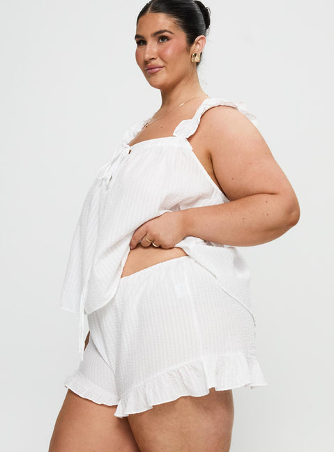 Santabelle Frill Shorts White Curve