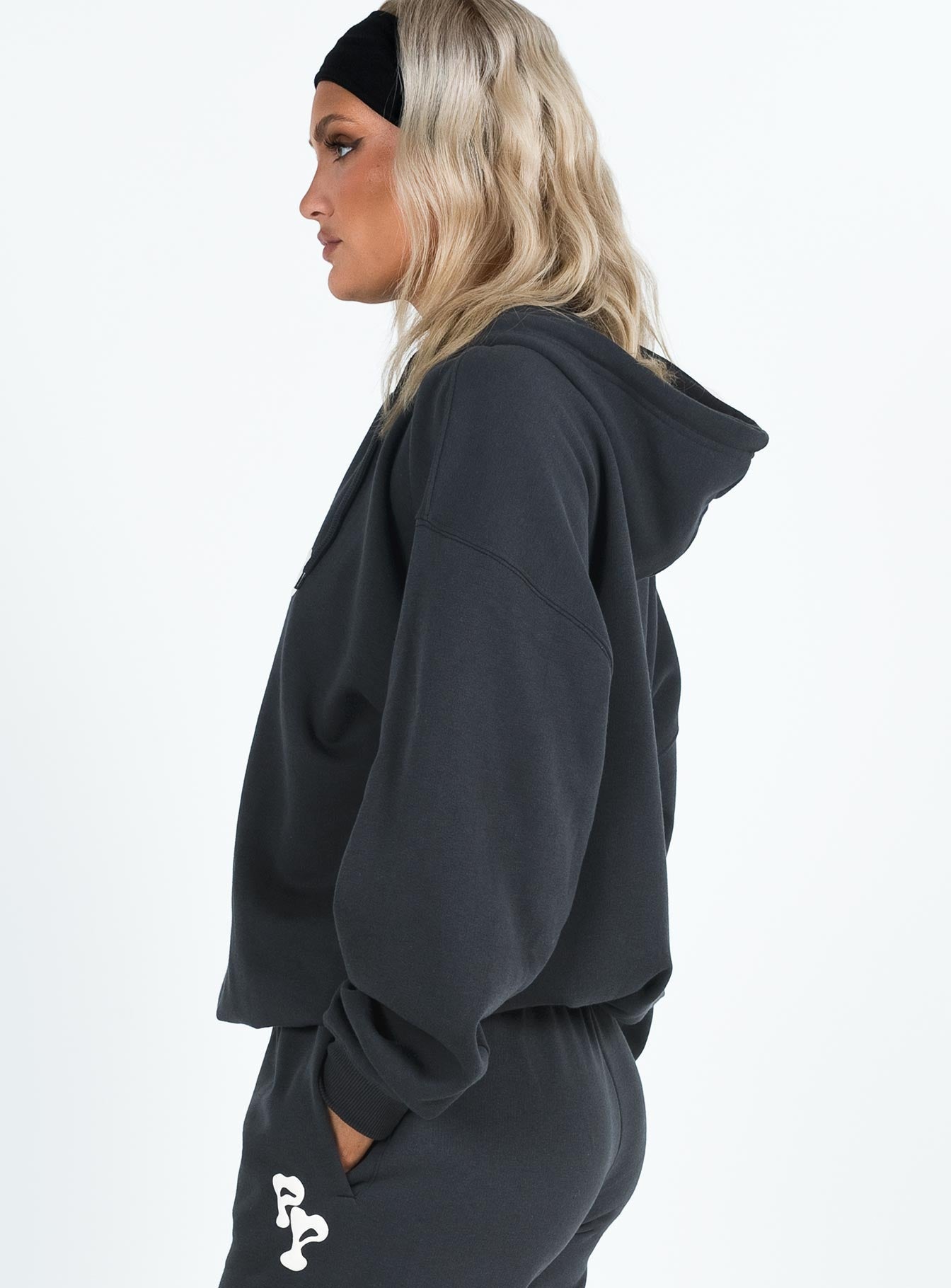 Hoodie Graphic print Drawstring hood Ribbed cuffs and waistband Drop shoulder