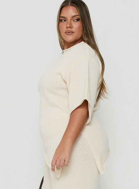 Amelise Knit Poncho Beige Curve