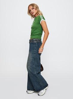 side view of model wearing Princess Polly Baccarat Belted Denim Pant Dark Blue Low Rise Jeans 