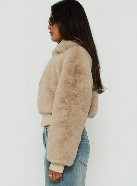 Drita Faux Fur Jacket Sand
