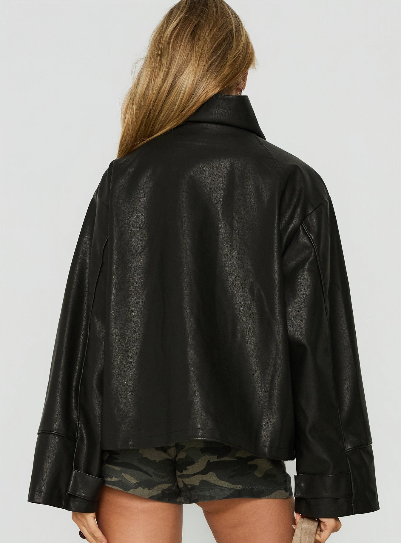 Shoreline Funnel Jacket Noir
