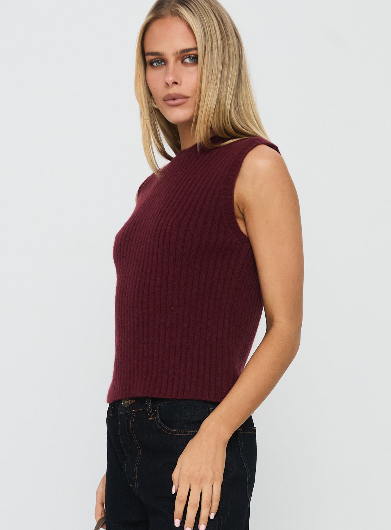 Jessabell Rib Sleeveless Top Wine