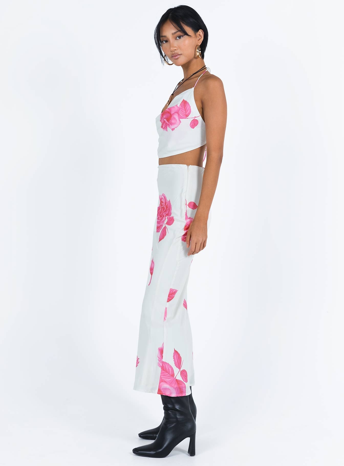 Two piece set Halter top Cowl neck Open back Tie fastening at neck and back Maxi skirt Invisible zip fastening at side