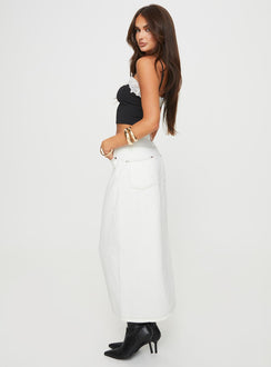 Denim maxi skirt Mid rise, belt looped waist, zip and button fastening, five pocket design, split at front