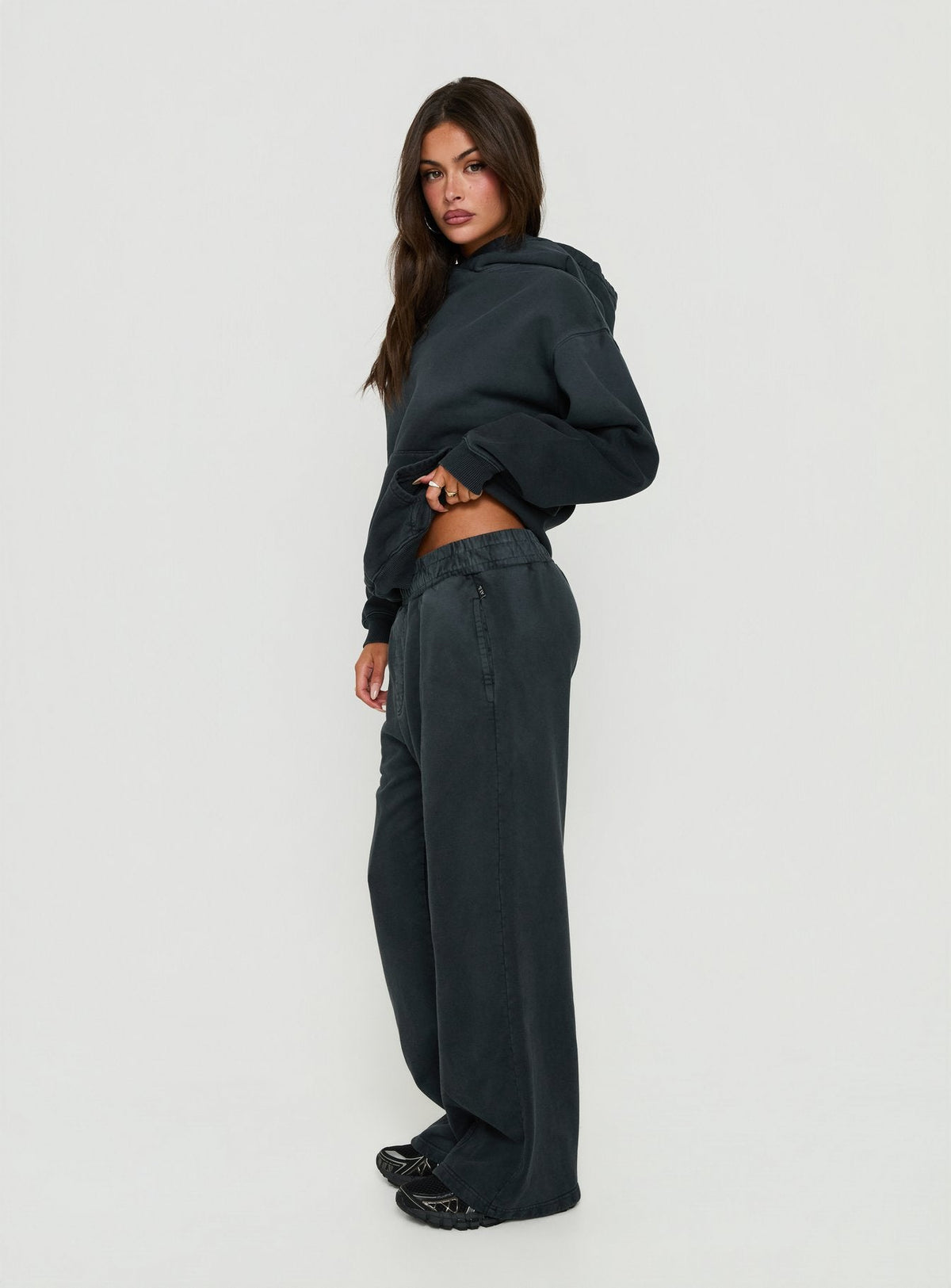 AT Baggy Sweatpant Black