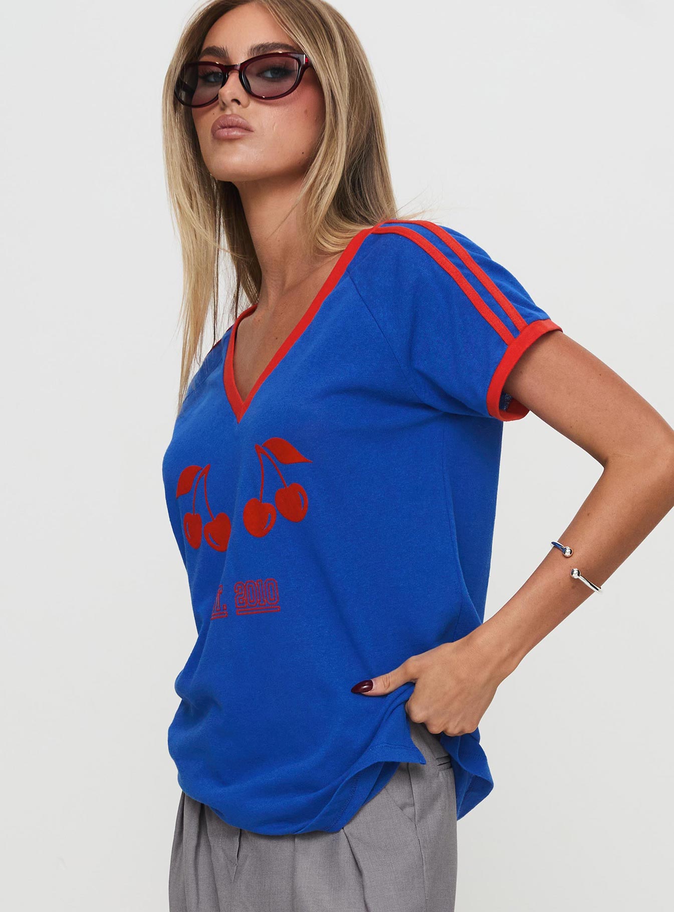 From The Vine Sports Top Blue