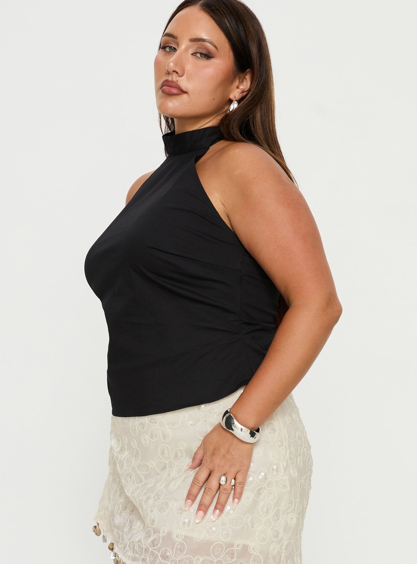 Merril Halter Top Black Curve