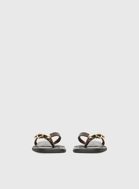 Therapy Guise Hardware Detail Sandals Brown / Gold