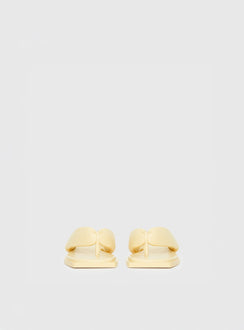 Rylin Puff Thong Sandals Butter