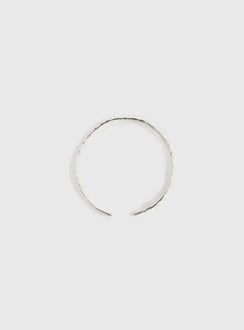 Cool Intentions Arm Cuff Silver