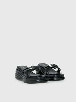 Therapy Flaunt Platform Flower Detail Sandals Black