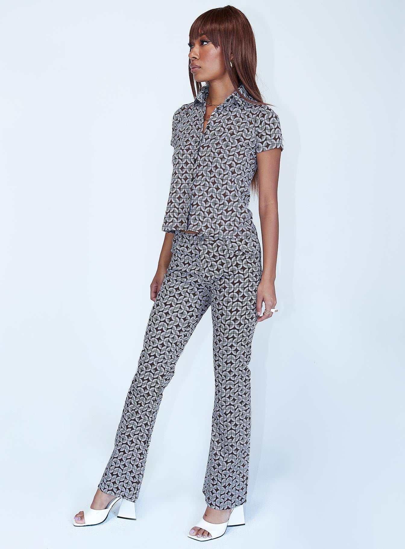 front view of model wearing Princess Polly Motel Jopan Trouser Retro Tile Multi 