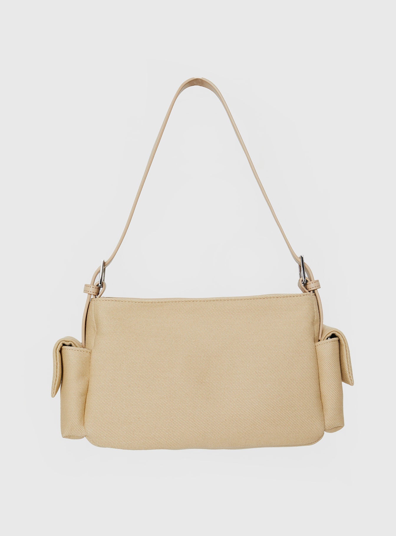 Shoulder bag Adjustable shoulder strap, silver-toned hardware, three compartments, magnetic button fastening