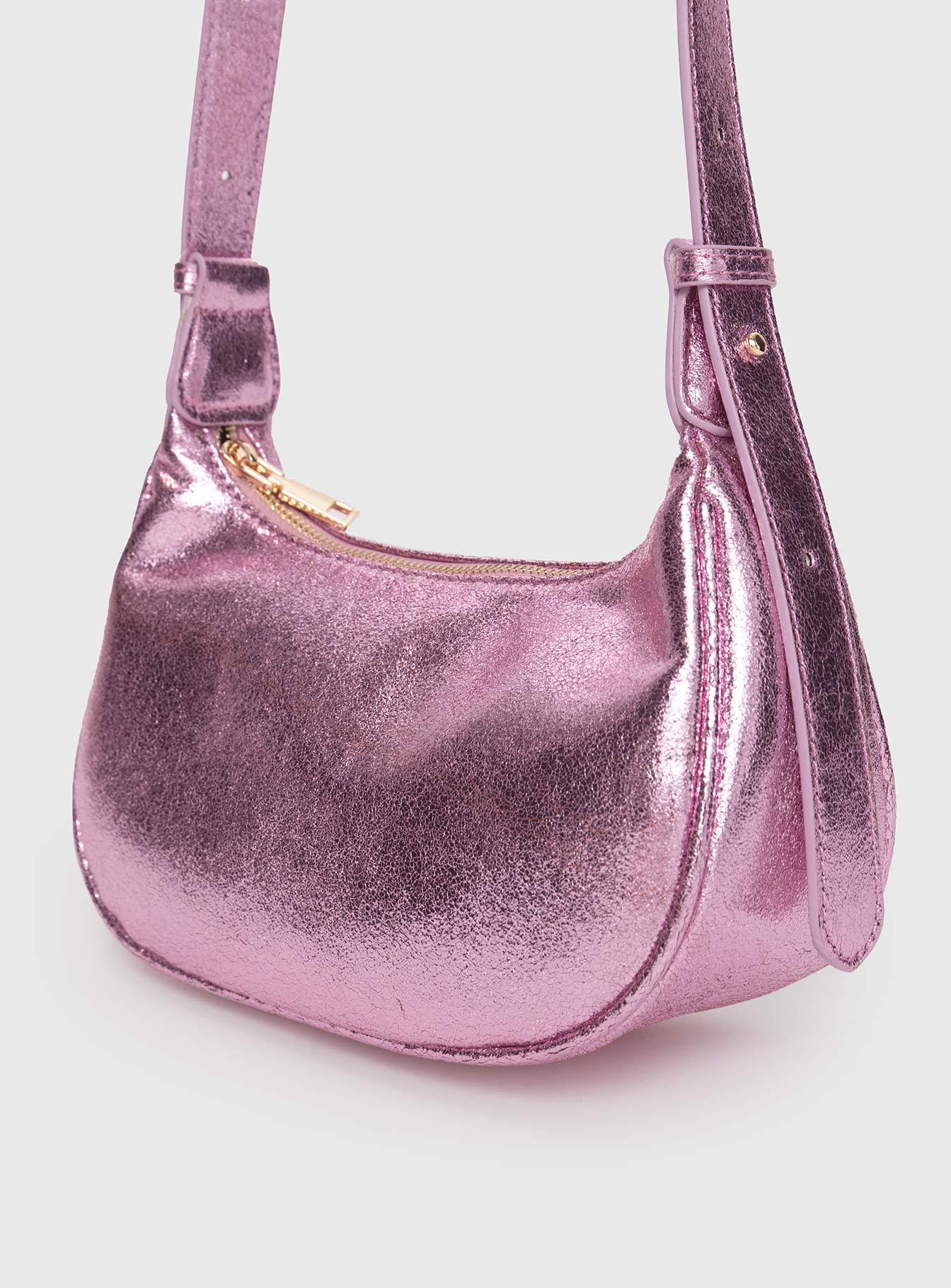 Pink Shoulder bag Adjustable strap, zip fastening, internal pockets, gold toned hardware