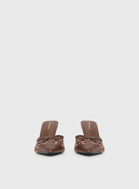 Boardroom Pointed Toe Heels Caramel Cow