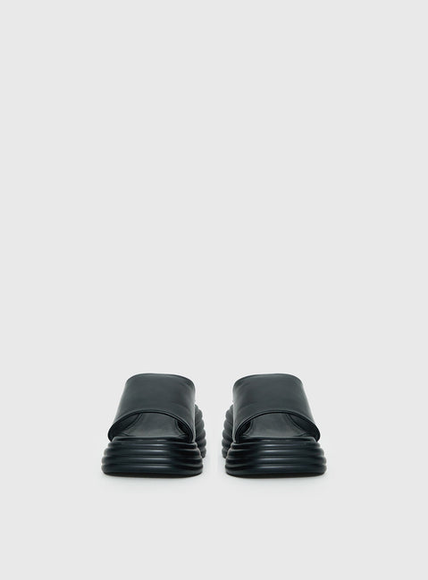 Therapy Flaunt Platform Sandals Black