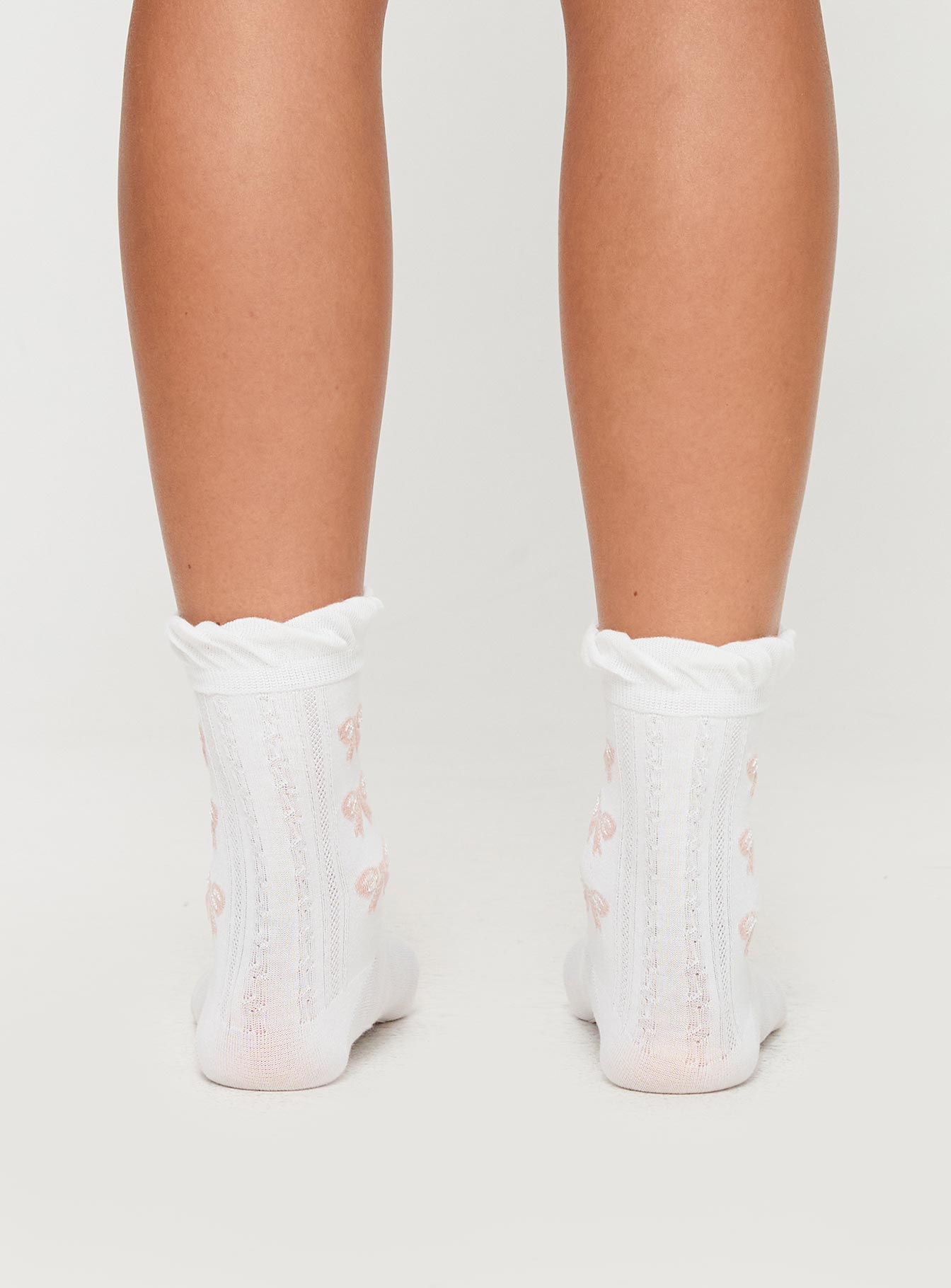 Crew socks Lace & bow detail, frill trim, slight stretch
