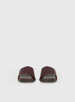 Therapy Zane Stud Detail Sandals Red