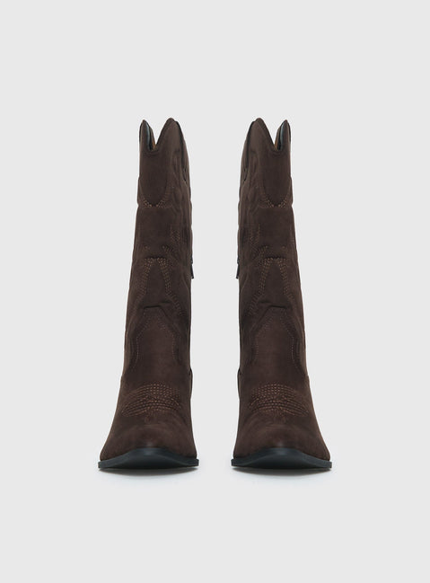 Therapy Clayton Boots Chocolate