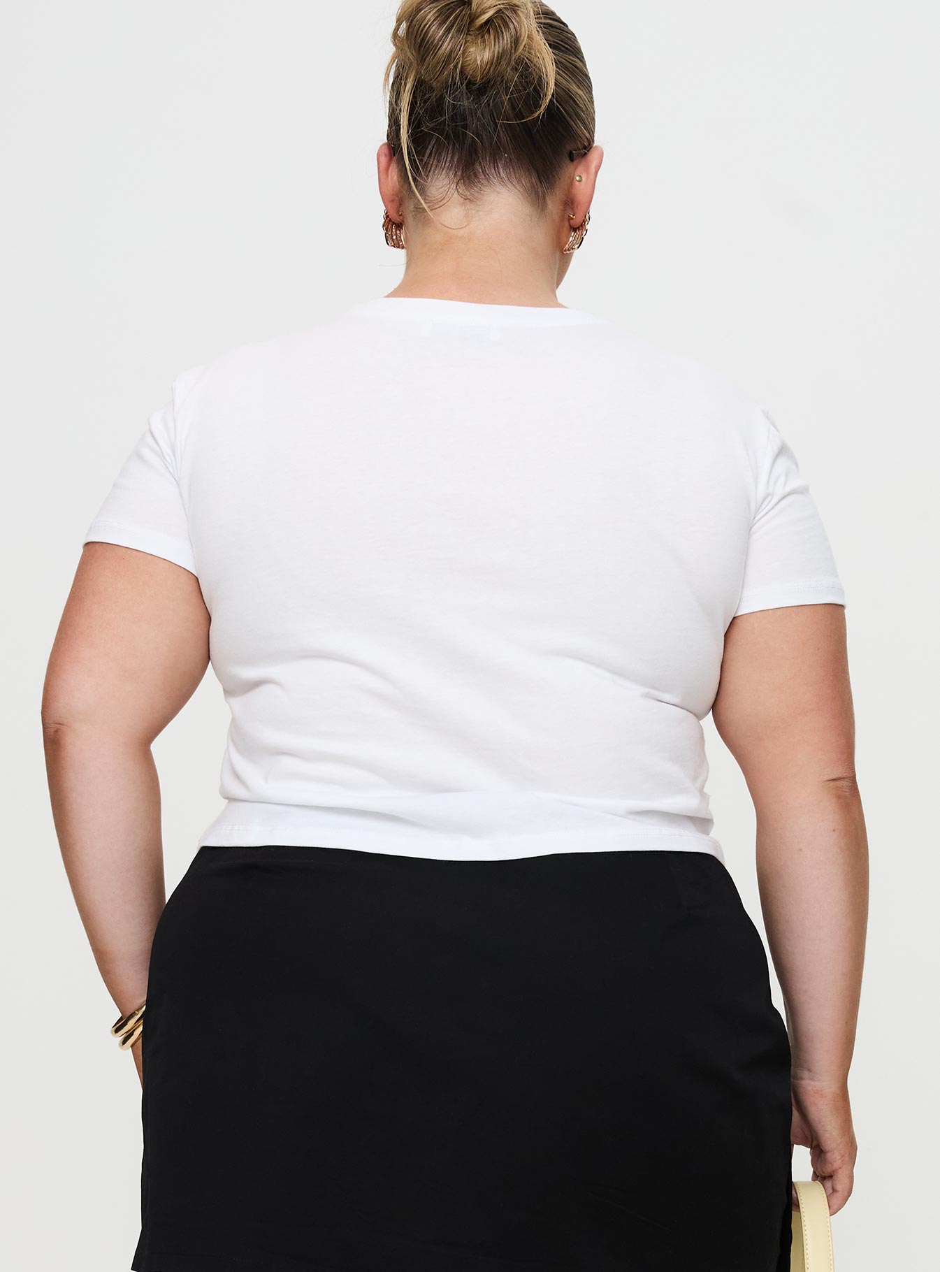 Edenia Tee White Curve