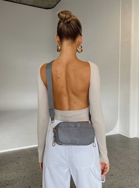 back view of model wearing Princess Polly Gatewood Long Sleeve Bodysuit Bone Full Sleeves 